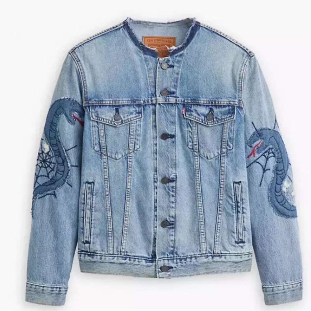 🥷🏿🥷🏿🥷🏿Levis Premium Mens Trucker Jean Jacket Embroidery Snake
